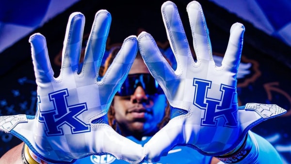quaysheed-scott-showing-out-senior-season-locked-in-kentucky
