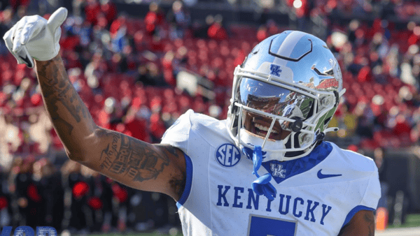 barion-brown-earns-all-american-honors-sporting-news-kentucky-football