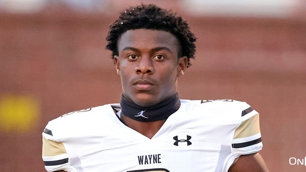 4-star-lb-tavion-wallace-younger-brother-trevin-includes-kentucky-top-12