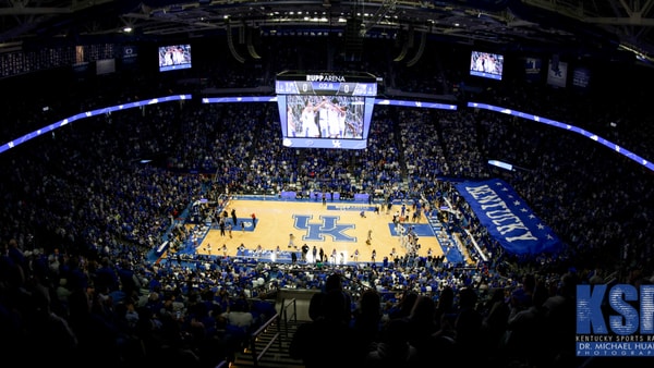 Overhead shot of Rupp Arena at a Kentucky Basketball game - Dr. Michael Huang, Kentucky Sports Radio