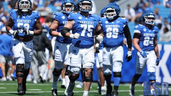 Eli Cox Kentucky offensive line