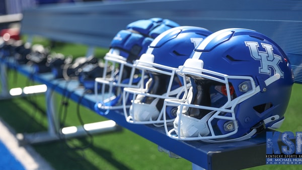 Kentucky football helmet 3