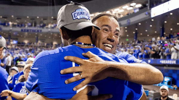 Kentucky-Mingione-named-Coach-Year-Lopez-named-Second-Team-All-American
