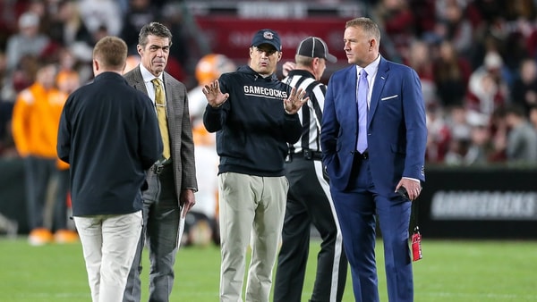 South Carolina head coach Shane Beamer talks with Chris Fowler and Kirk Herbstreit (Photo: Chris Gillespie | GamecockCentral.com)