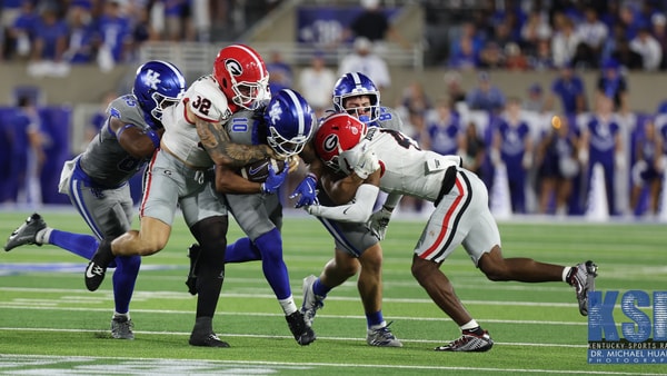 Kentucky running back Jamarion Wilcox rushes the ball vs. Georgia - Dr. Michael Huang, Kentucky Sports Radio