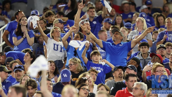 Kentucky fans cheering on the Wildcats against Georgia - photo by Dr. Michael Huang for KSR