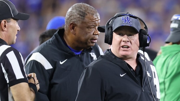 Mark Stoops and Vince Marrow on the sideline for Kentucky vs. Georgia