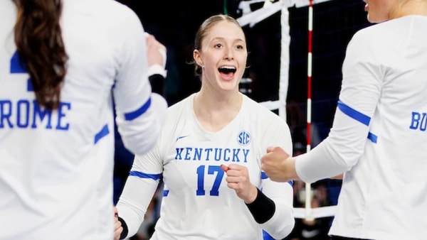 Brooklyn DeLeye - Camryn Williams, UK Athletics