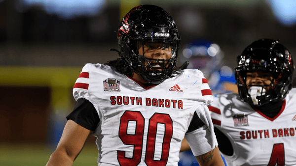 South Dakota DL Mi'Quise Grace