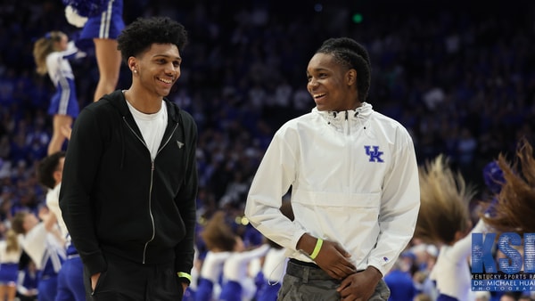 2025 Kentucky signees Acaden Lewis and Jasper Johnson are introduced at Rupp Arena - Dr. Michael Huang, Kentucky Sports Radio