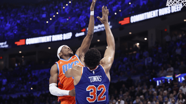 bbnba-karl-anthony-towns-and-shai-gilgeous-alexander-win-nba-players-of-the-month-for-december