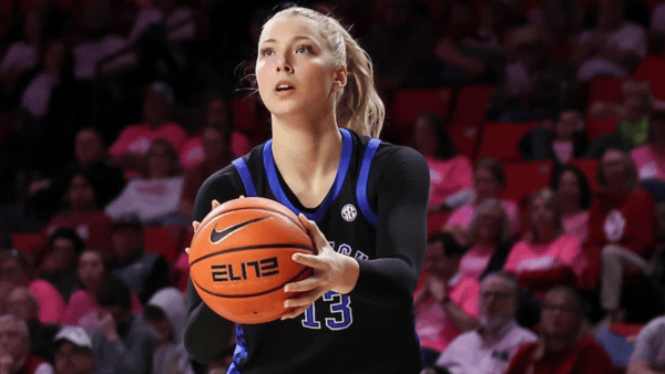 kentucky-wbb-ole-miss-on-the-road-to-in-sec-play (2)