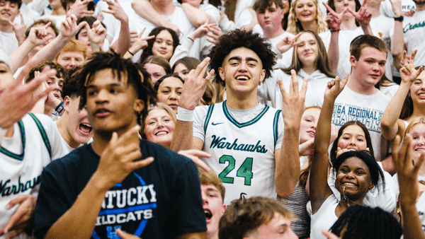 Malachi Moreno celebrates with Great Crossing students - Aaron Perkins, Kentucky Sports Radio