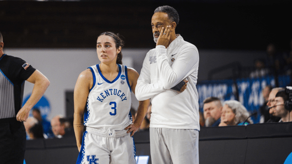 kenny-brooks-beauty-part-here-that-you-can-say-survive-advance