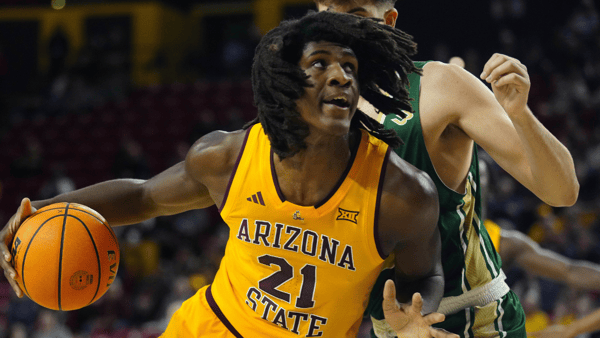 ASU center Jayden Quaintance (21) drives to the basket against Cal Poly during a game at Desert Financial Arena in Tempe on Nov. 20, 2024 - © Patrick Breen/The Republic / USA TODAY NETWORK via Imagn Images