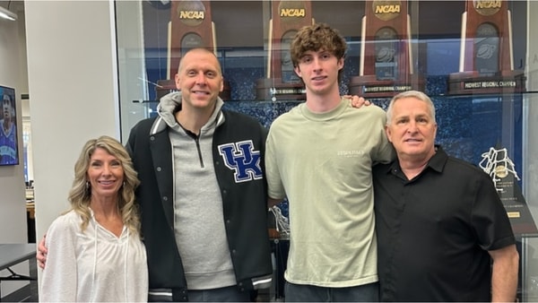 kentucky-announces-signing-reece-potter-transfer-portal-miami-lexington