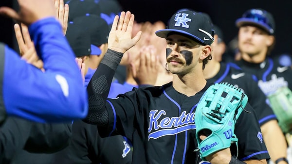 kentucky-downs-oklahoma-clinch-crucial-series-victory