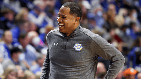 sean-woods-named-la-familia-head-coach-2025-tbt-kentucky