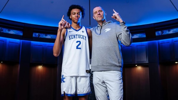 Photo of Braydon Hawthorne (left) and Mark Pope via UK Athletics