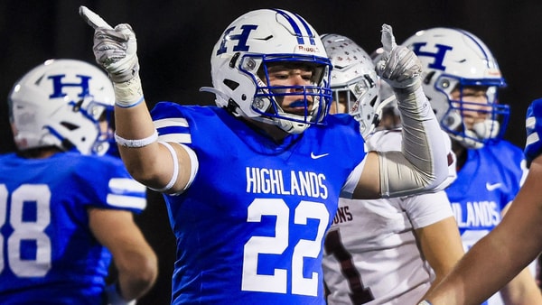 jared-lorenzen-son-tayden-receives-first-division-i-football-scholarship-offer