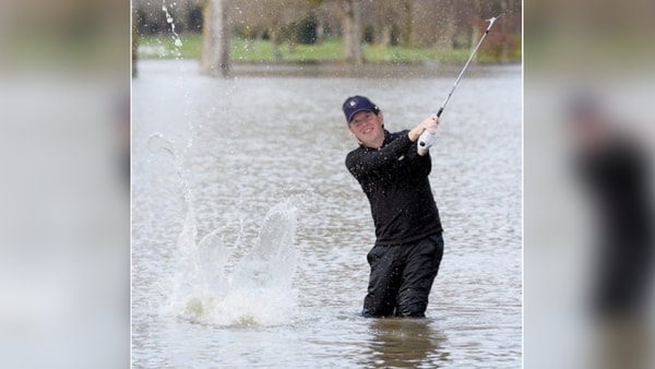 matt-golf-rain