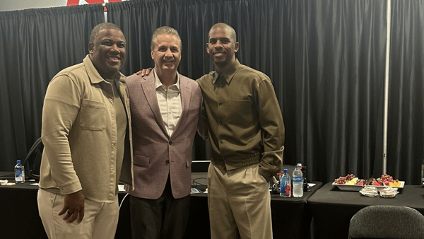 CJ Paul (left), John Calipari (middle), and Chris Paul | via X/Twitter: @CoachCalArk