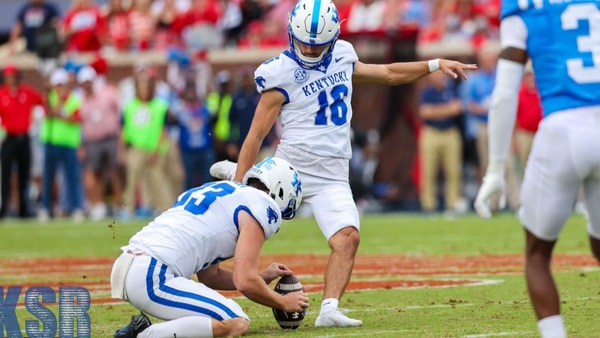 Kentucky kicker Alex Raynor attempts a field goal at Ole Miss, via Mont Dawson, KSR