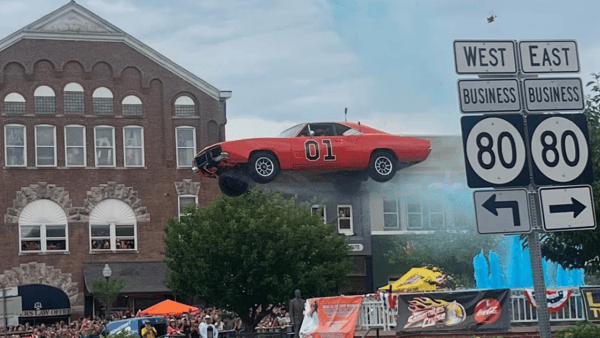 General Lee jumping over Somerset's Fountain Square - via Jason Todd Denny