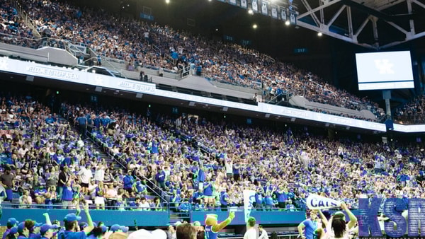 Kentucky fans pack Rupp Arena, via Aaron Perkins, KSR
