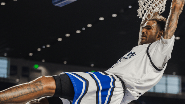La Familia's Willie Cauley-Stein - Aaron Perkins, Kentucky Sports Radio