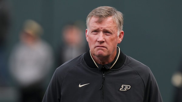 Purdue assistant coach Brad Lambert prior to the start of an NCAA football game between the Purdue Boilermakers and the Northwestern Wildcats, Saturday, Nov. 20, 2021 in Chicago. Pfoot Vs Northwestern (© Nikos Frazier / Journal & Courier / USA TODAY NETWORK)