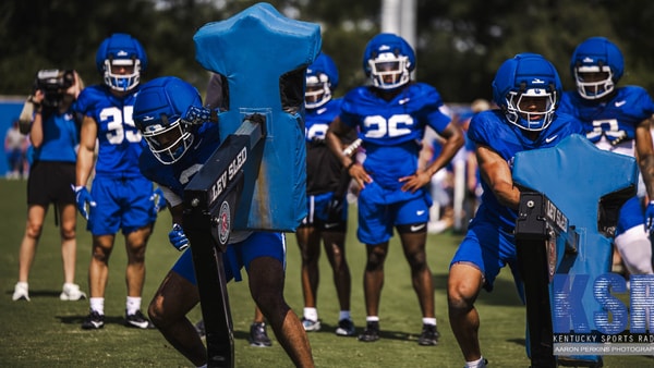 Kentucky running backs hit the sled at Fan Day, via Aaron Perkins, KSR