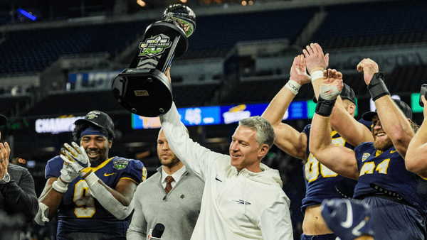 kentucky-stands-in-way-of-toledo-coach-milestone-jason-candle