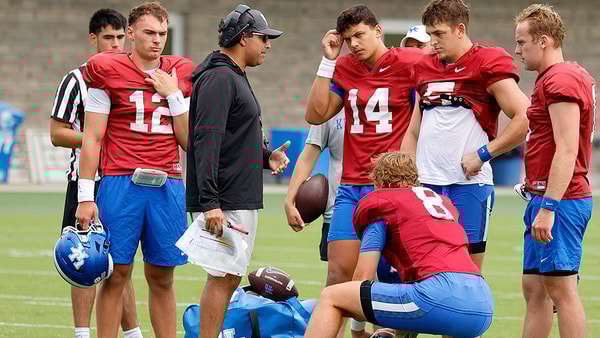 1 - Hamdan with QBs 3 _MG_2916