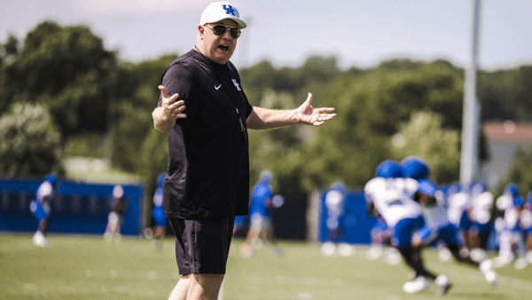 mark-stoops-kentucky-practice-fight-fall-camp-bobby-bones-interview