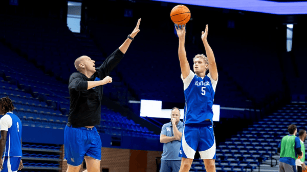 Mark Pope (left) and Collin Chandler - Chet White, UK Athletics