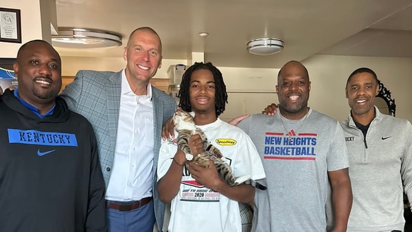 Kentucky visits with Deron Rippey Jr. (Photo provided by Deron Rippey Sr.)