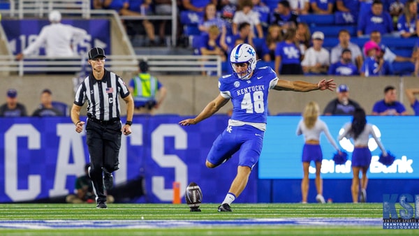 Kentucky Wildcats punter Aidan Laros (48). UK Football vs. Eastern Michigan at Kroger Field on Saturday, September 13, 2025 in Lexington, Kentucky. Photo by Crawford Ifland, Kentucky Sports Radio.