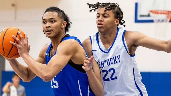 Jaland Lowe and Braydon Hawthorne at Kentucky basketball practice, via Chet White, UK Athletics