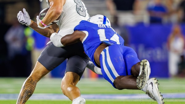 Kentucky safety Ty Bryant makes a tackle against Eastern Michigan, via Crawford Ifland, KSR