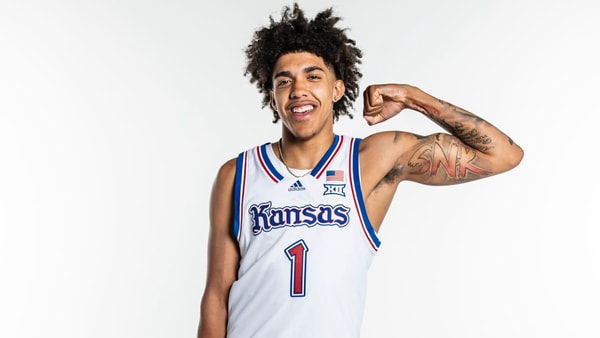 Tay Kinney commits to Kansas