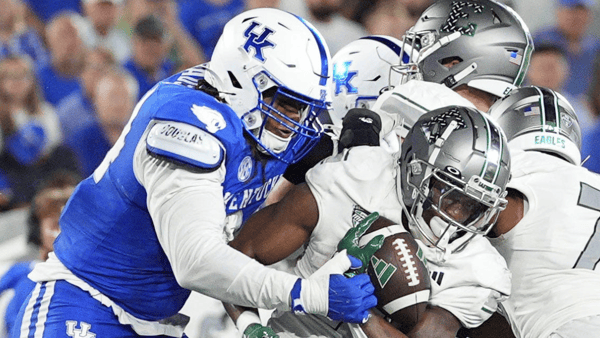 Kentucky DL Tavion Gadson makes a tackle against Eastern Michigan, via Matt Stone:Courier Journal : USA TODAY NETWORK via Imagn Images