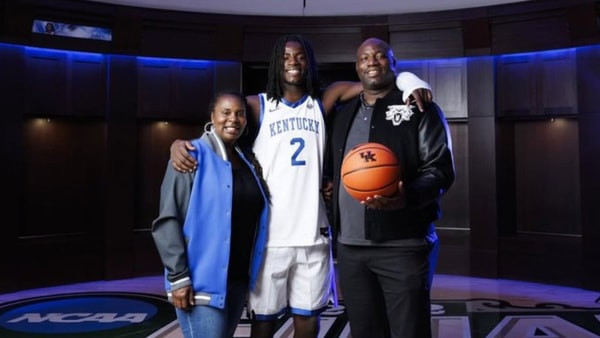 Caleb Holt on Kentucky visit (Photo: UK Athletics)
