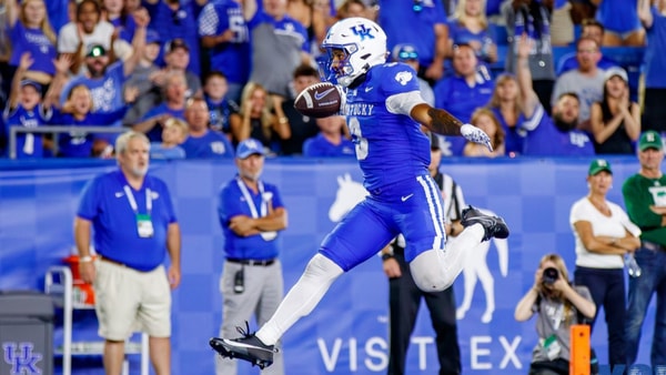Kentucky RB Seth McGowan scores a TD against EMU, via Crawford Ifland, KSR