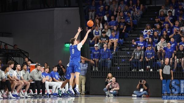 Trent Noah shoots a three-pointer during the Blue-White Game - Dr. Michael Huang, Kentucky Sports Radio