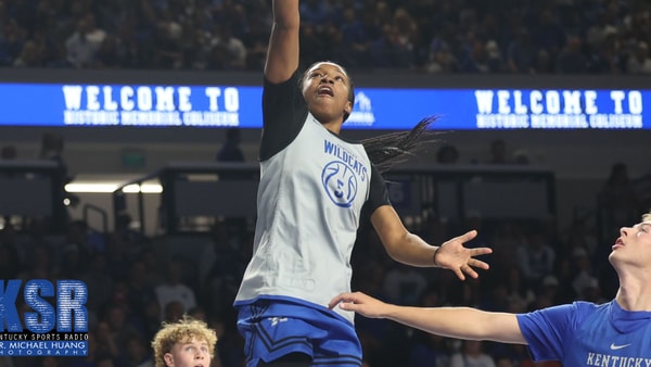 tonie-morgan-surreal-moment-playing-front-bbn-first-time-blue-white-game