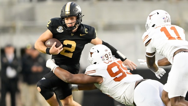 Diego Pavia, Vanderbilt vs. Texas