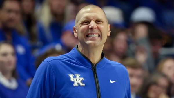 kentucky-exhibition-loss-georgetown-unacceptable-mark-pope