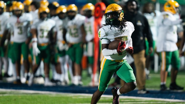 Bryan Station advances to second round of Kentucky high school football playoffs - Bryce Stevenson, Kentucky Sports Radio