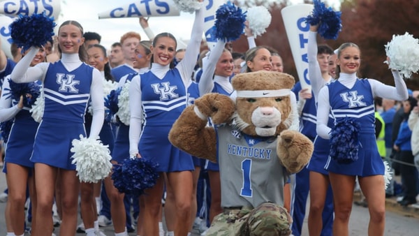 The Wildcat mascot poses with Kentucky cheerleaders at The Cat Walk, via Dr. Michael Huang, Kentucky Sports Radio:On3